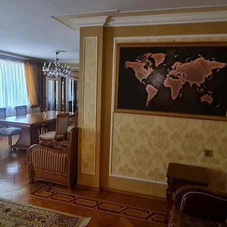 Gold Wall Apartment Μπακού Εξωτερικό φωτογραφία